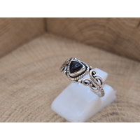 Echt zilveren ring met onyx 